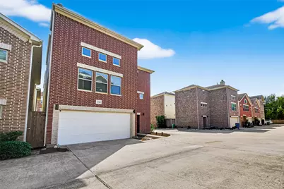 11511 Main Pine Drive, Houston, TX 77025 - Photo 2
