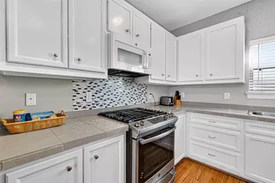 11511 Main Pine Drive, Houston, TX 77025 - Photo 20