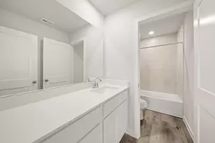 8104 Ocean Jasper Ln, Texas City, TX 77591 - Photo 18
