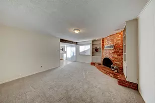 15802 Mill Point Dr, Houston, TX 77059 - Photo 6