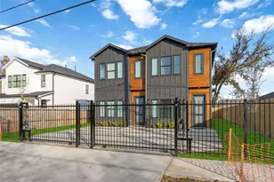 4502 Aledo St, Houston, TX 77051 - Photo 2