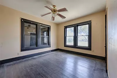 820 W Fairwinds Street, Hallettsville, TX 77964 - Photo 16