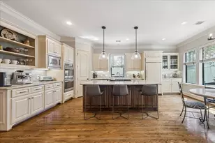 24 Hackberry Ln, Houston, TX 77027 - Photo 8