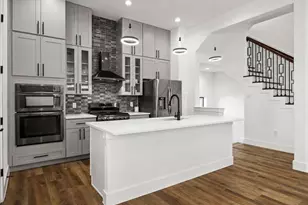 1305 E 27th St, Houston, TX 77009 - Photo 14