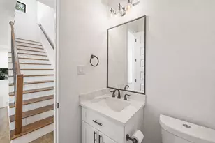 1305 E 27th St, Houston, TX 77009 - Photo 20