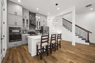 1305 E 27th St, Houston, TX 77009 - Photo 16