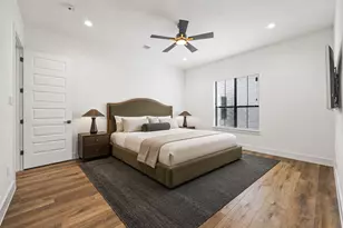1305 E 27th St, Houston, TX 77009 - Photo 24