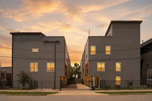 1305 E 27th St, Houston, TX 77009 - Photo 36