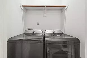 1305 E 27th St, Houston, TX 77009 - Photo 36