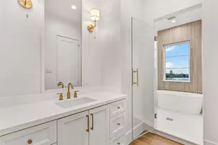 430 81st St, Galveston, TX 77554 - Photo 30