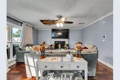 925 N Amy Drive, Deer Park, TX 77536 - Photo 6