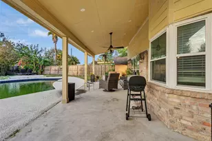 925 N Amy Dr, Deer Park, TX 77536 - Photo 24