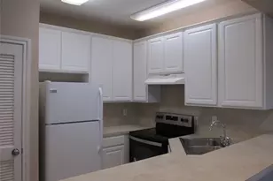 903 16th St, San Leon, TX 77539 - Photo 6