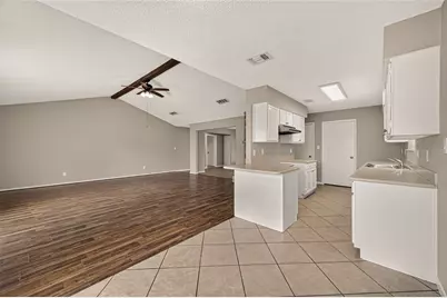 6111 Grandvale Drive, Houston, TX 77072 - Photo 12