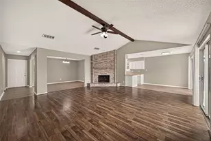 6111 Grandvale Dr, Houston, TX 77072 - Photo 8