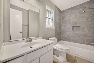 6111 Grandvale Dr, Houston, TX 77072 - Photo 20