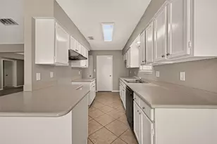 6111 Grandvale Dr, Houston, TX 77072 - Photo 14