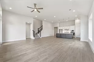11123 Swamp Edge Ln, Cypress, TX 77433 - Photo 10