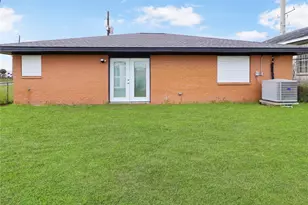 3105 Church St, Galveston, TX 77550 - Photo 16