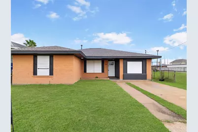 3105 Church Street, Galveston, TX 77550 - Photo 2