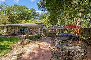 714 E Houston Ave, Crockett, TX 75835 - Photo 32