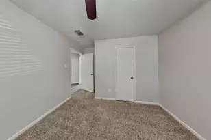 17039 Kemble Creek Dr, Houston, TX 77084 - Photo 14