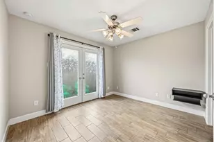 3635 Main Plaza Dr, Houston, TX 77025 - Photo 14