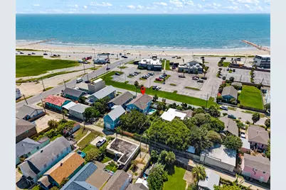 3520 Avenue S 1/2, Galveston, TX 77550 - Photo 4