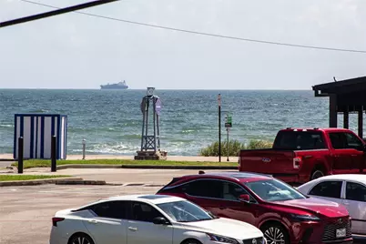 3520 Avenue S 1/2, Galveston, TX 77550 - Photo 18