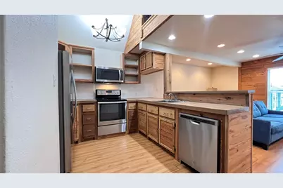 3520 Avenue S 1/2, Galveston, TX 77550 - Photo 28