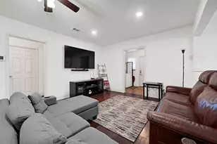 207 Wafer St, Pasadena, TX 77506 - Photo 2