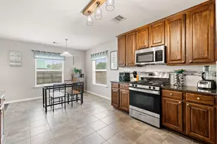 195 Midtown Park Dr, Alvin, TX 77511 - Photo 20