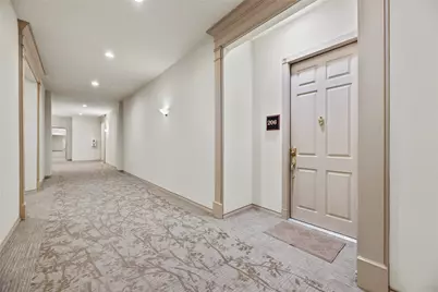 2400 McCue Road #206, Houston, TX 77056 - Photo 2