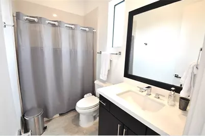 5634 Petty Street #B, Houston, TX 77007 - Photo 34