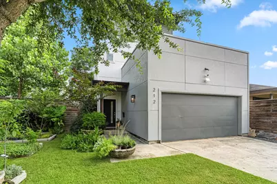 212 Pheasant Street, Houston, TX 77018 - Photo 1