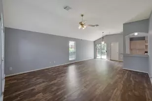 855 Lake View Dr, Montgomery, TX 77356 - Photo 6