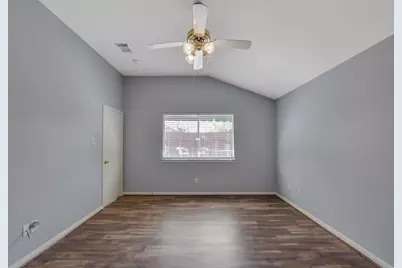 855 Lake View Drive, Montgomery, TX 77356 - Photo 18