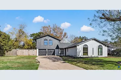 106 Burgundy Lane, League City, TX 77573 - Photo 1