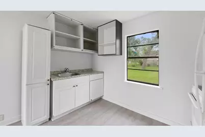 806 East Emily Avenue #5, Wharton, TX 77488 - Photo 10