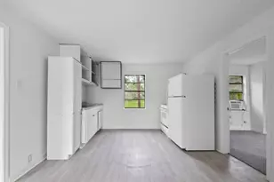 806 E Emily Ave, Wharton, TX 77488 - Photo 12