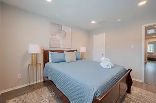 14688 Perthshire Rd, Houston, TX 77079 - Photo 32