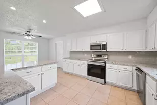 28081 Ivy Oaks Ln, Splendora, TX 77372 - Photo 8