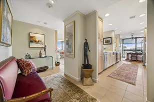 49 Briar Hollow Ln, Houston, TX 77027 - Photo 2