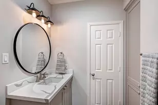 2925 Nottingham St, West University Place, TX 77005 - Photo 26