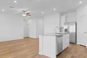9123 Serene Hvn Dr, Iowa Colony, TX 77583 - Photo 8