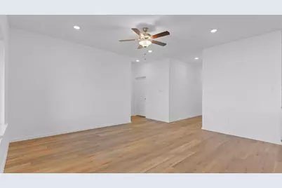 9123 Serene Haven Dr, Iowa Colony, TX 77583 - Photo 10
