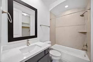1104 Thompson St, Houston, TX 77007 - Photo 8