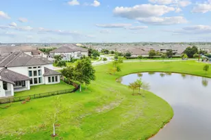 2215 Pleasant Hill Dr, Friendswood, TX 77546 - Photo 48