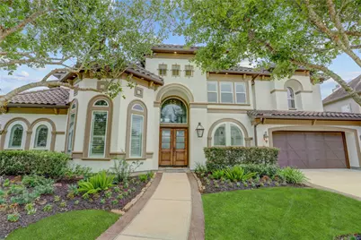 2215 Pleasant Hill Drive, Friendswood, TX 77546 - Photo 2