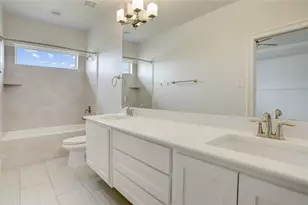 2215 Pleasant Hill Dr, Friendswood, TX 77546 - Photo 40